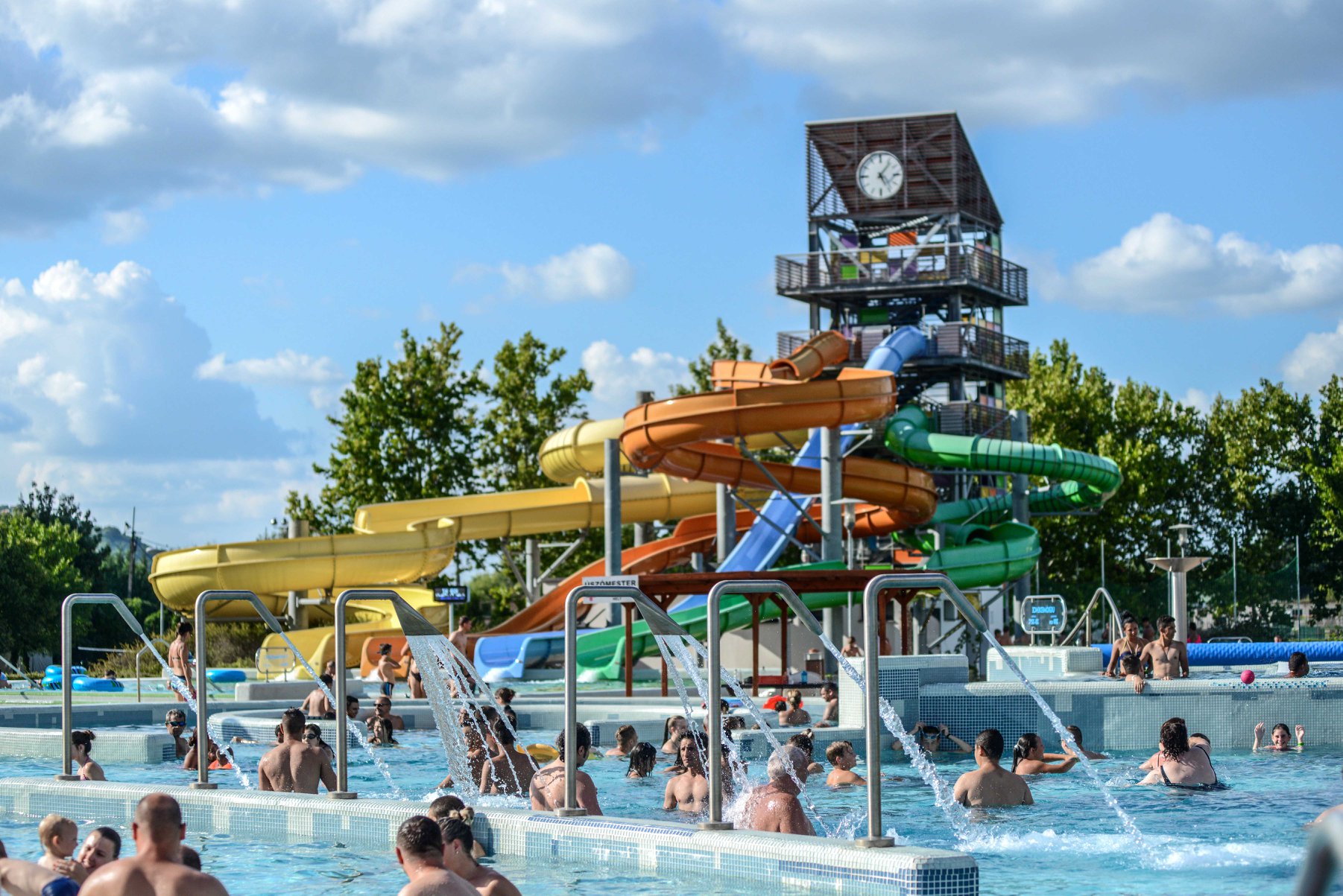 SAJTÓKÖZLEMÉNY - Szekszárdi Családbarát Strand- és élményfürdő felújítása 2.