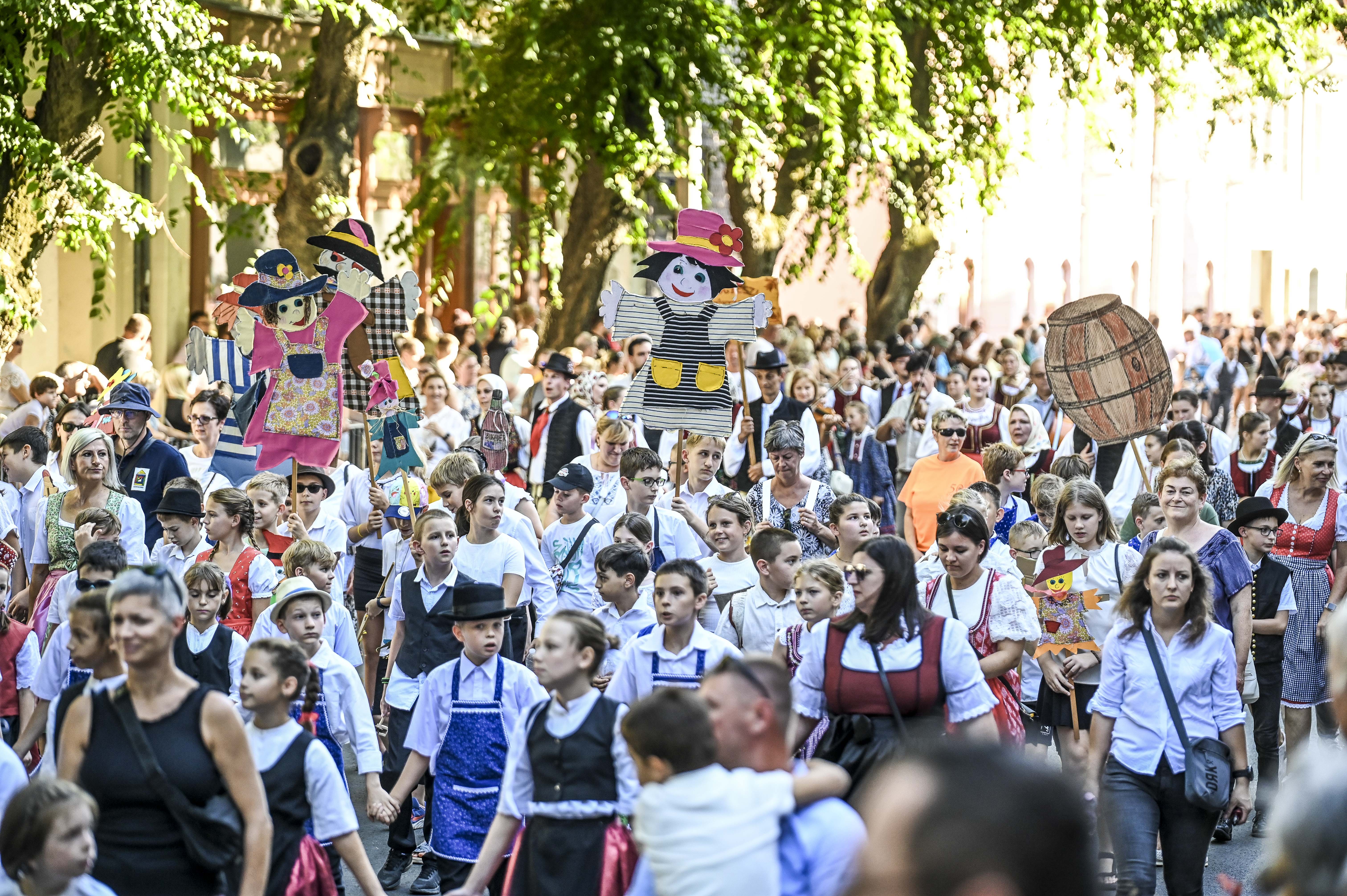 SAJTÓKÖZLEMÉNY - Szüreti napok rendezvény támogatása