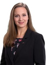 Klézli Brigitta képviselő arckép
