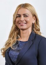 Szabó Noémi Gabriella képviselő arckép